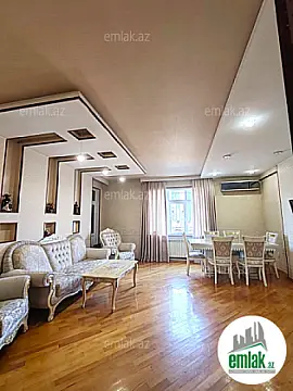 Satılır 3 otaqlı yeni tikili 125 m² — Bakı, 8-ci kilometr 3 otaq 125.00 m²