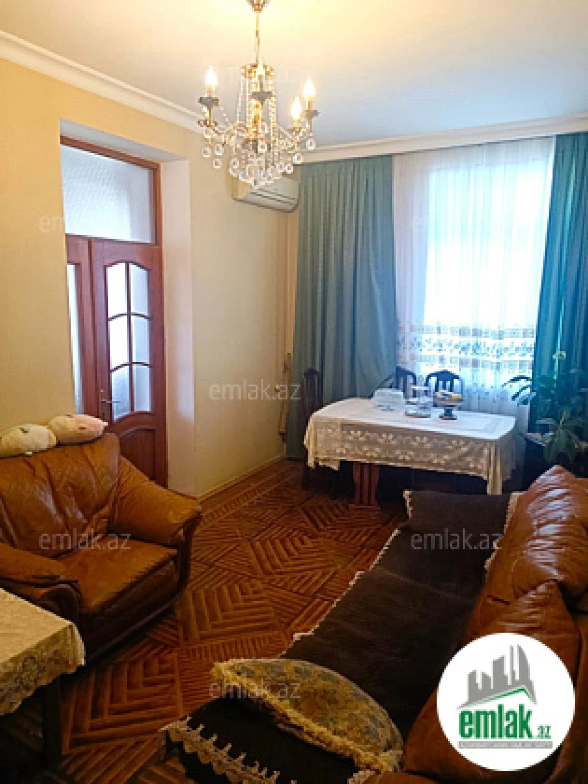 Satılır 4 otaqlı köhnə tikili 112 m²