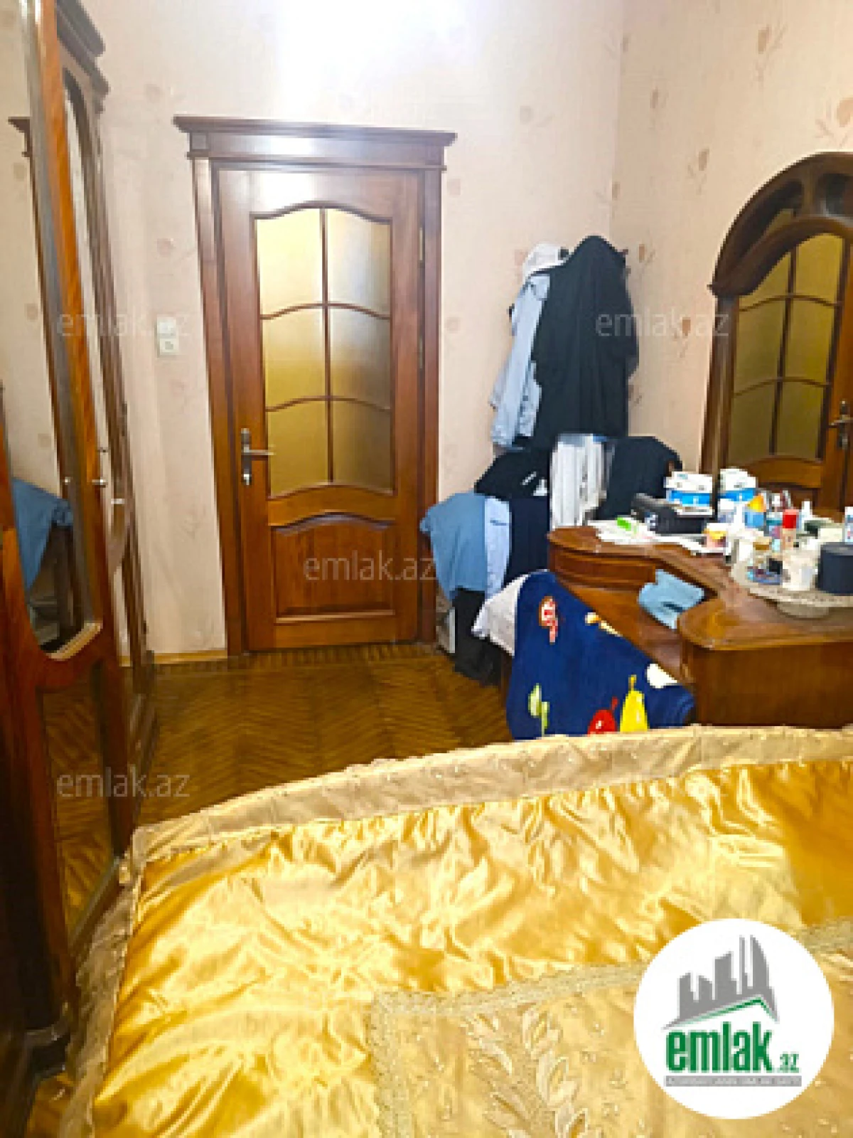 Satılır 4 otaqlı köhnə tikili 112 m²