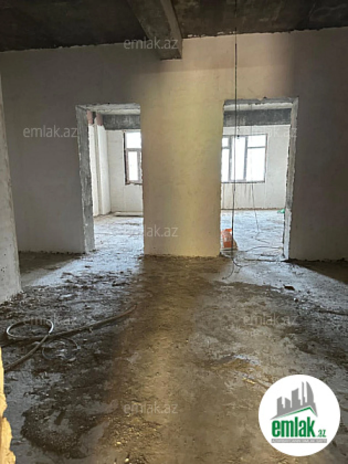 Satılır 3 otaqlı yeni tikili 145 m²