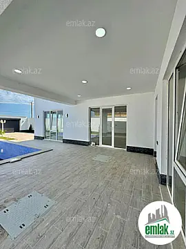 Satılır 4 otaqlı mənzil 140 m²