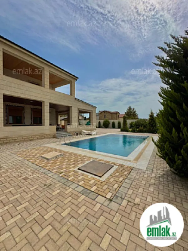 Satılır 6 otaqlı mənzil 400 m²