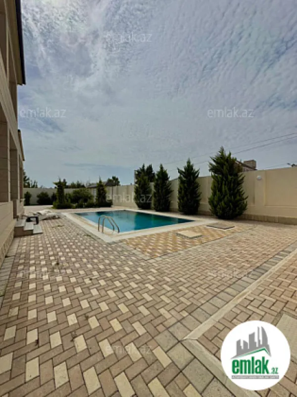 Satılır 6 otaqlı mənzil 400 m²