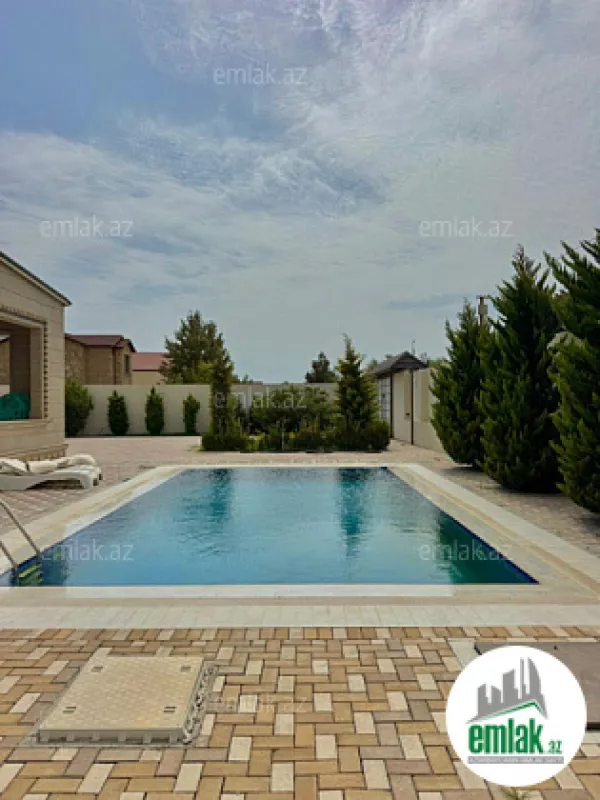 Satılır 6 otaqlı mənzil 400 m²