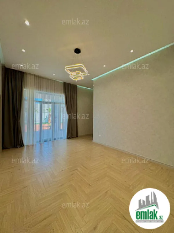 Satılır 5 otaqlı mənzil 260 m²