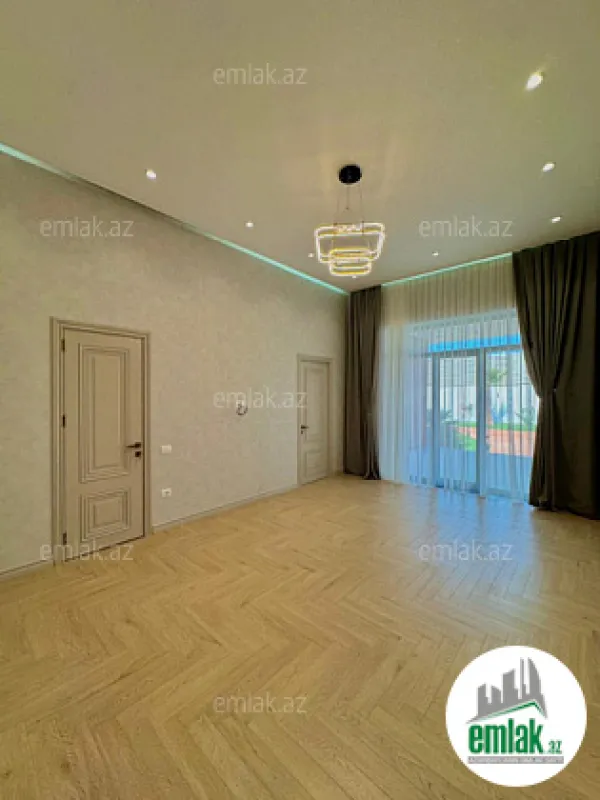 Satılır 5 otaqlı mənzil 260 m²