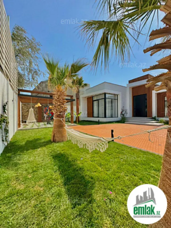 Satılır 5 otaqlı mənzil 260 m²