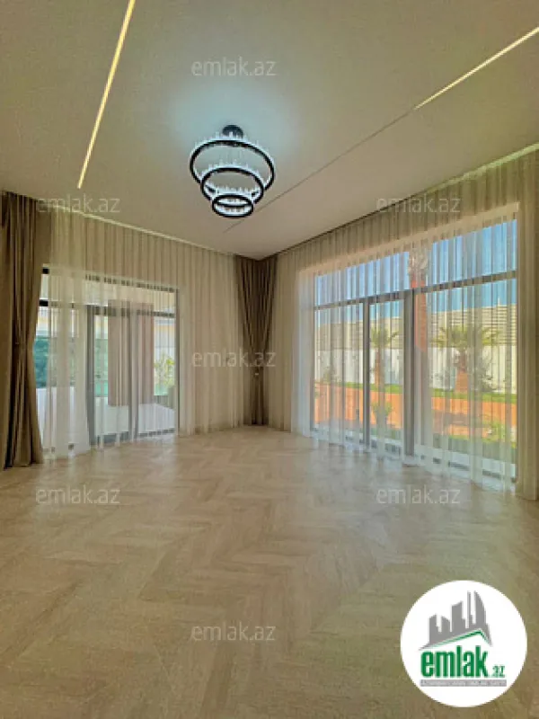 Satılır 5 otaqlı mənzil 260 m²