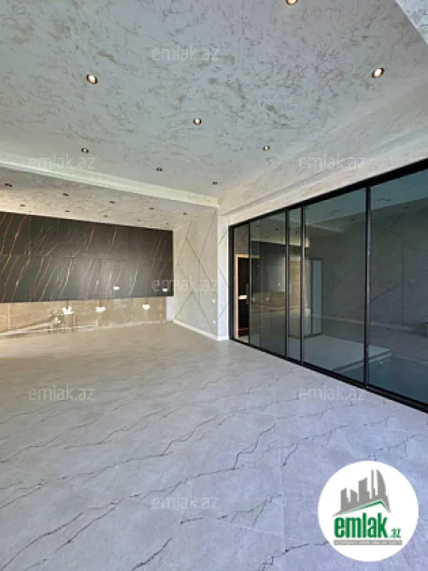 Satılır 5 otaqlı mənzil 260 m²