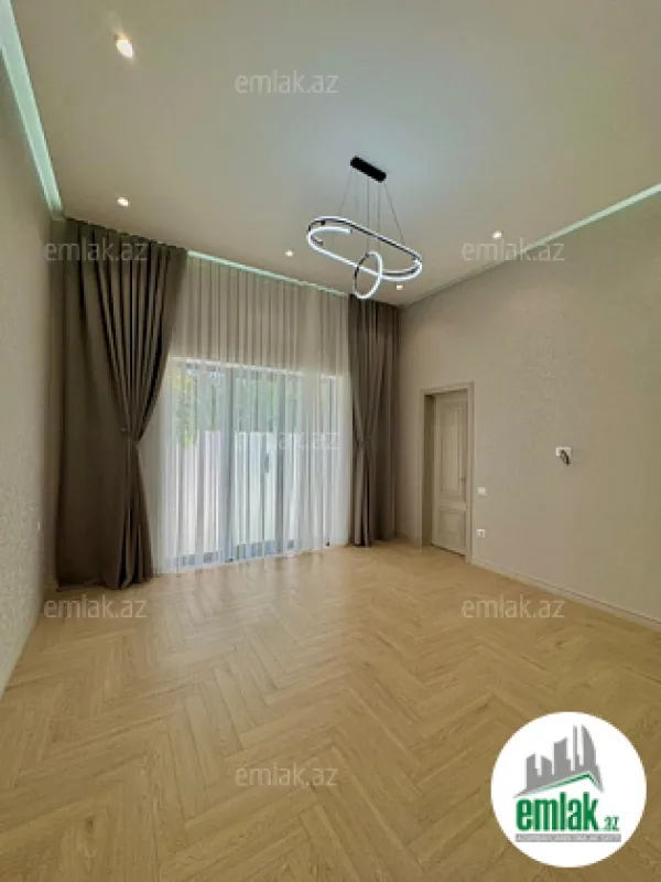 Satılır 5 otaqlı mənzil 260 m²