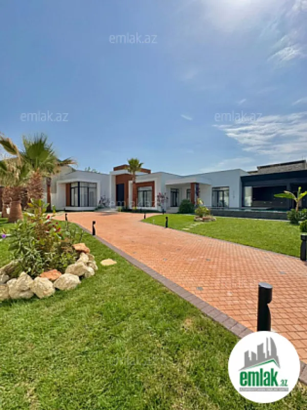 Satılır 5 otaqlı mənzil 260 m²