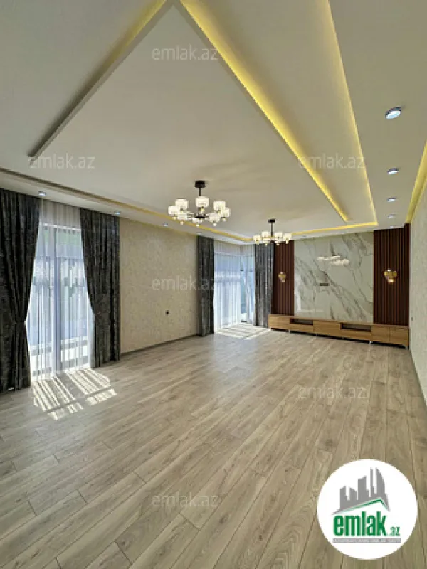 Satılır 4 otaqlı mənzil 180 m²