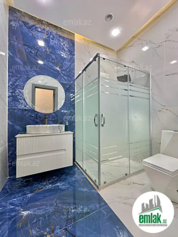 Satılır 4 otaqlı mənzil 180 m²