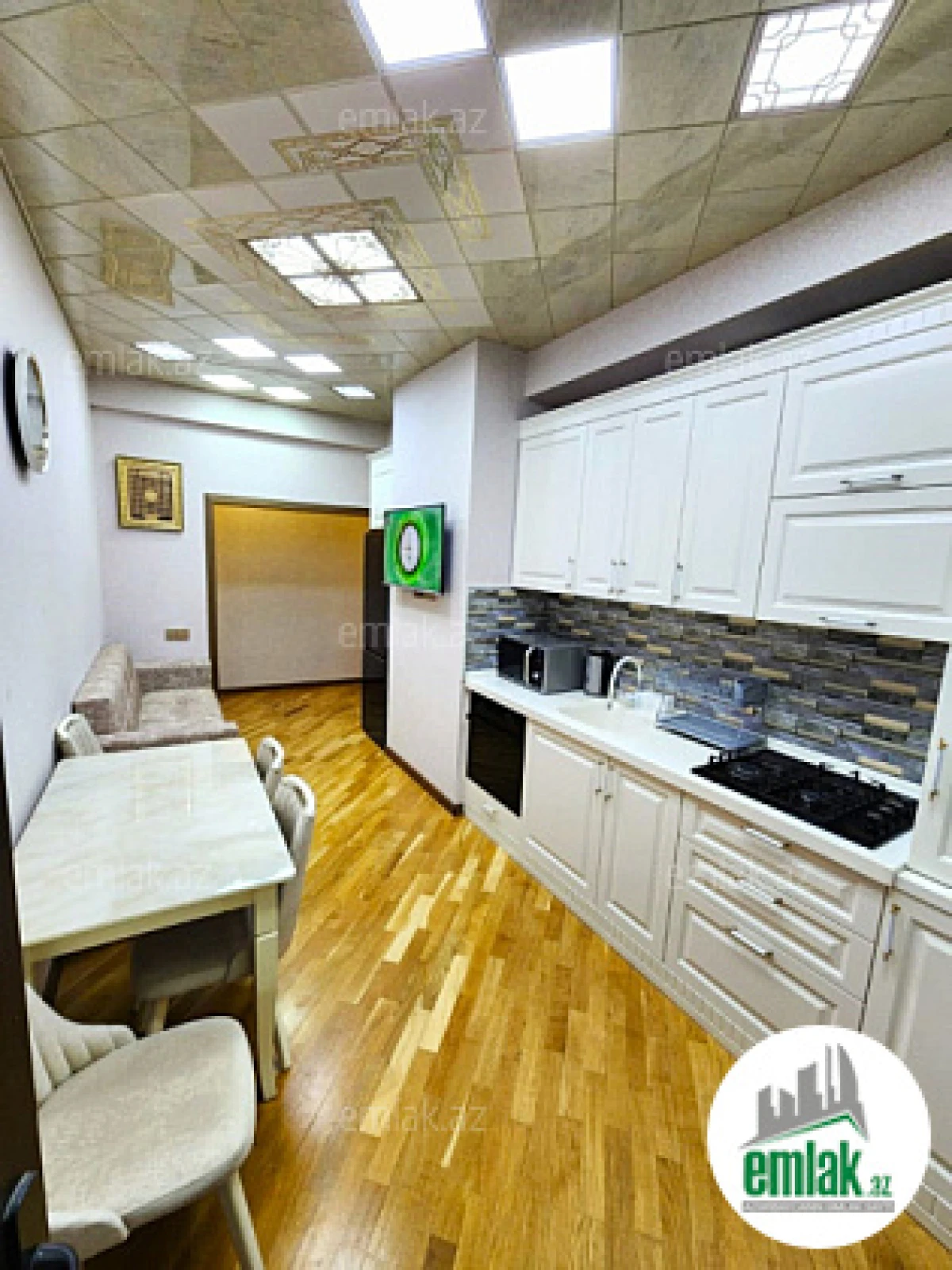 Satılır 2 otaqlı yeni tikili 90 m²