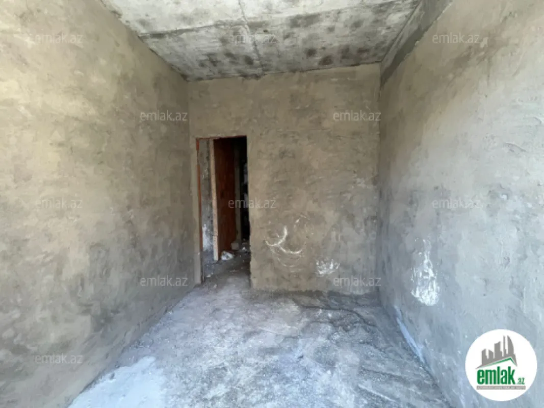 Satılır 4 otaqlı yeni tikili 125 m²