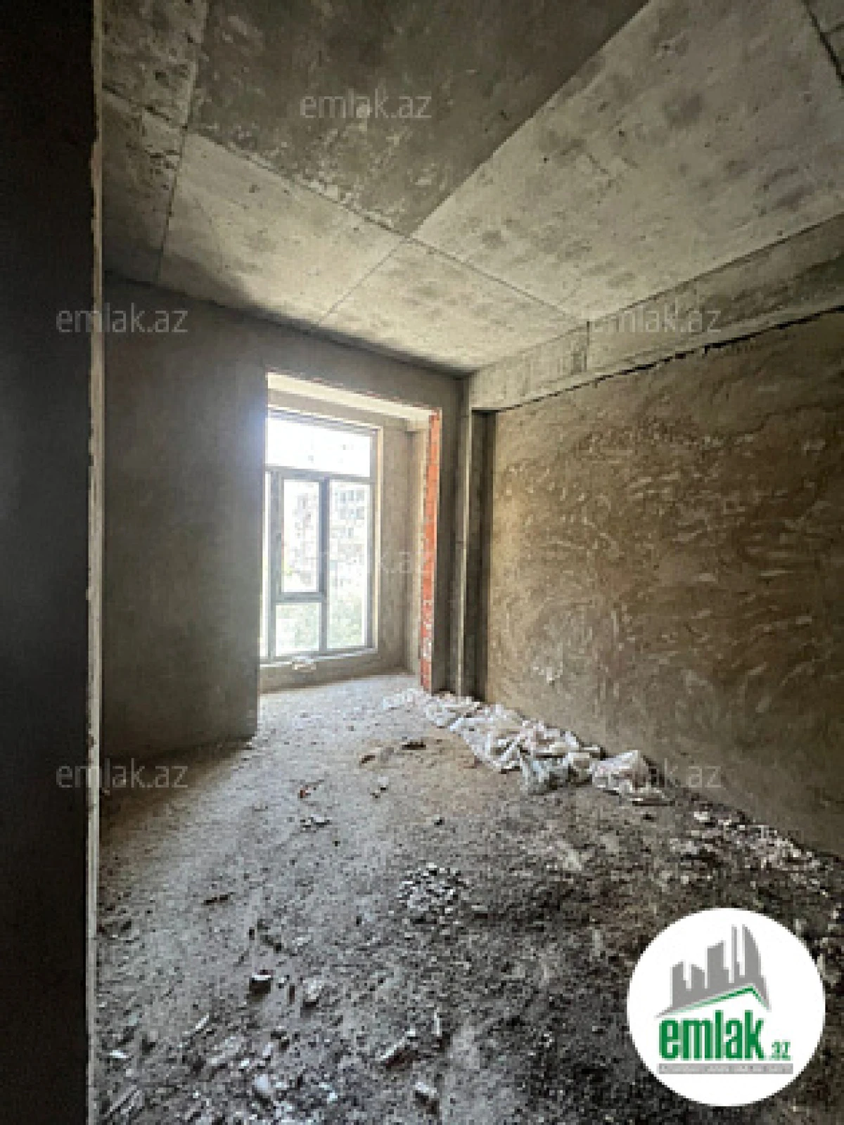 Satılır 4 otaqlı yeni tikili 125 m²