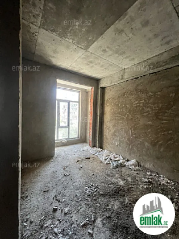 Satılır 4 otaqlı yeni tikili 125 m²