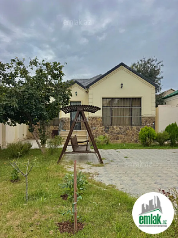 Satılır 3 otaqlı mənzil 125 m²