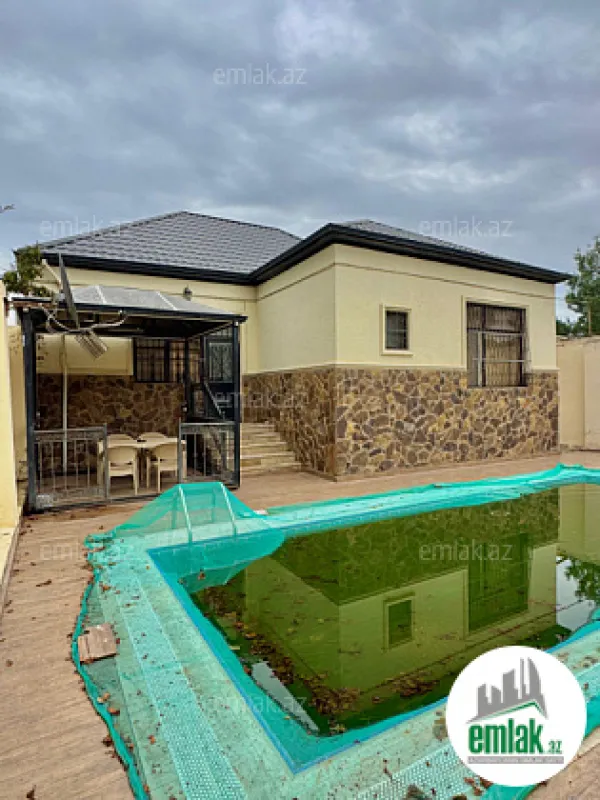 Satılır 3 otaqlı mənzil 125 m²