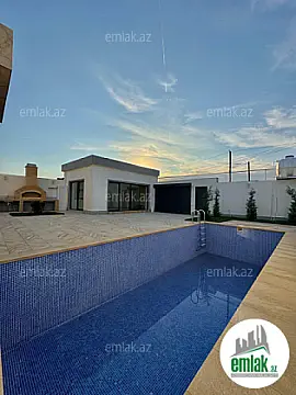 Satılır 4 otaqlı mənzil 180 m²