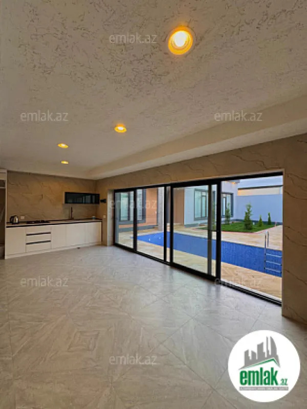 Satılır 4 otaqlı mənzil 180 m²