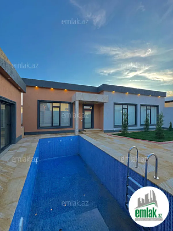 Satılır 4 otaqlı mənzil 180 m²