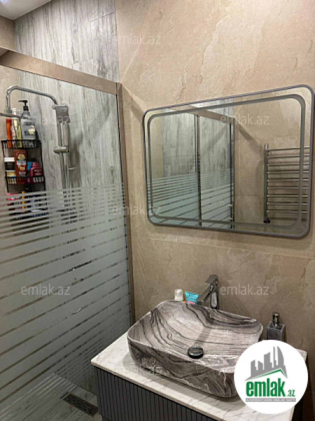 Satılır 3 otaqlı yeni tikili 110 m²