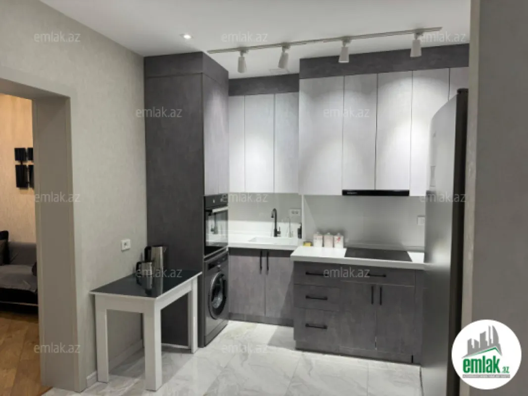 Satılır 3 otaqlı yeni tikili 110 m²