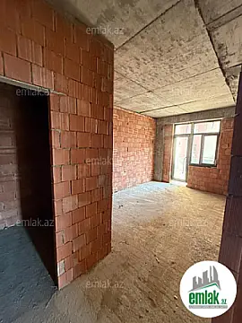 Satılır 4 otaqlı yeni tikili 210 m²