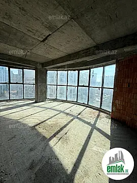 Satılır 4 otaqlı yeni tikili 210 m²