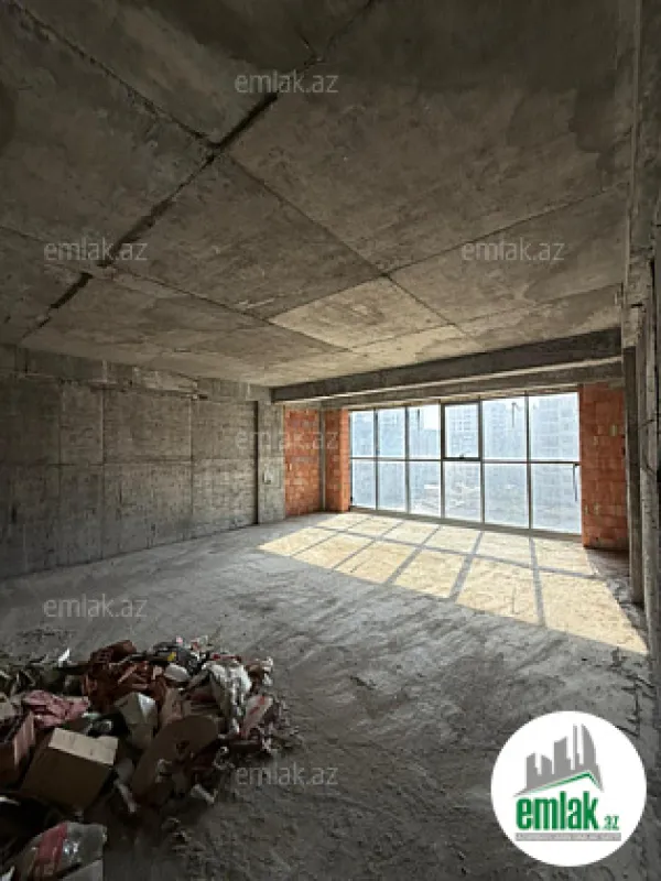 Satılır 4 otaqlı yeni tikili 210 m²