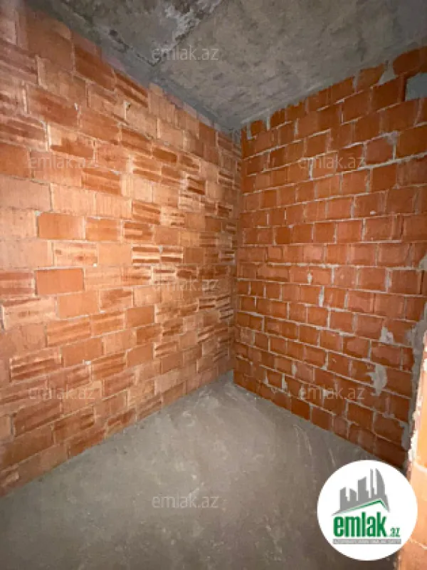 Satılır 4 otaqlı yeni tikili 210 m²