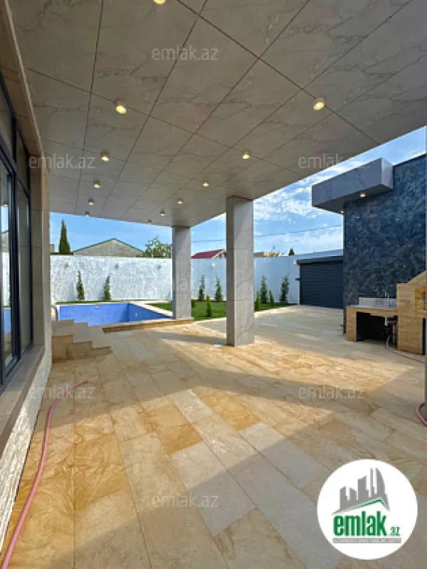 Satılır 5 otaqlı mənzil 200 m²