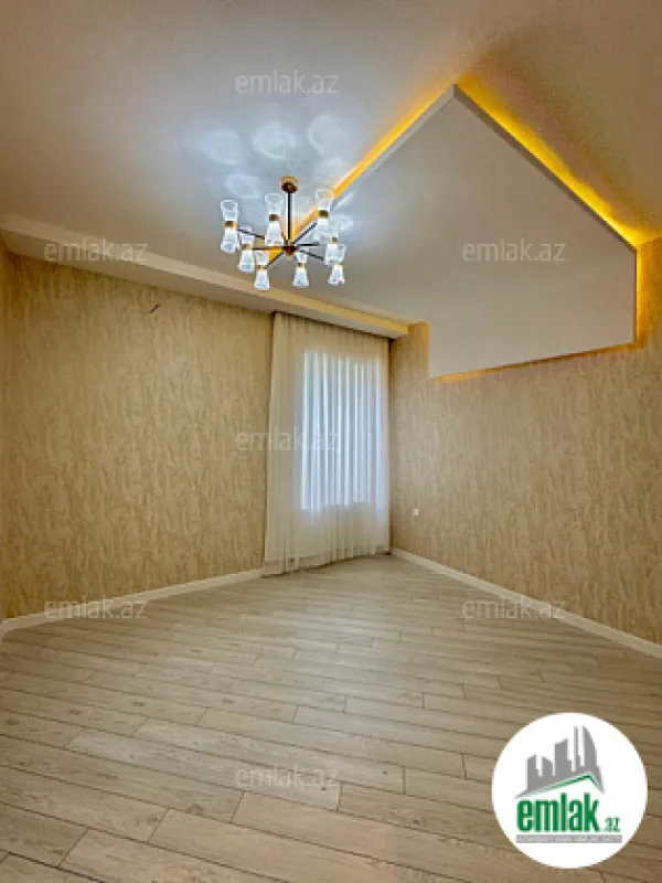 Satılır 5 otaqlı mənzil 200 m²