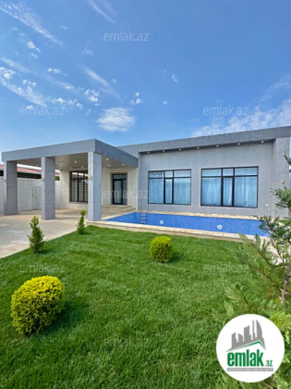 Satılır 5 otaqlı mənzil 200 m²