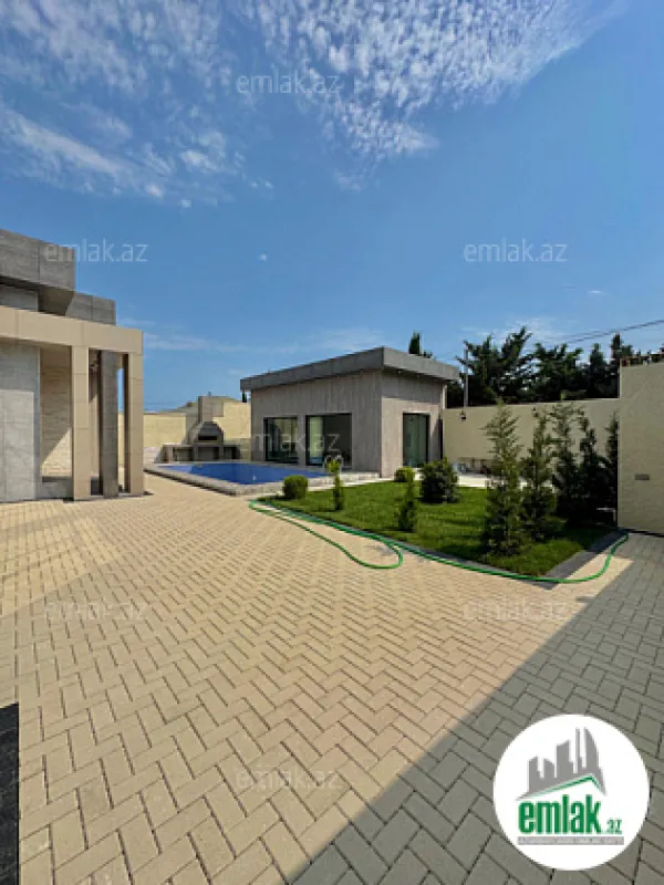 Satılır 5 otaqlı mənzil 200 m²