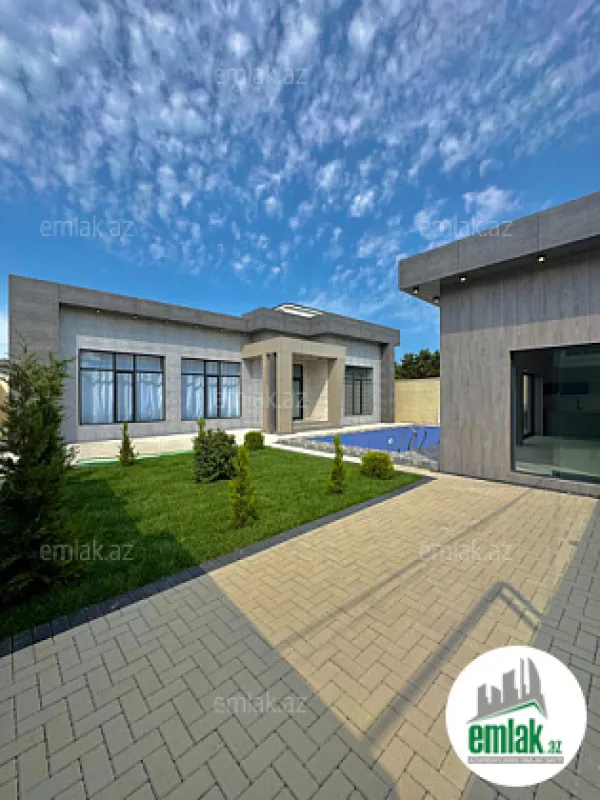 Satılır 5 otaqlı mənzil 200 m²