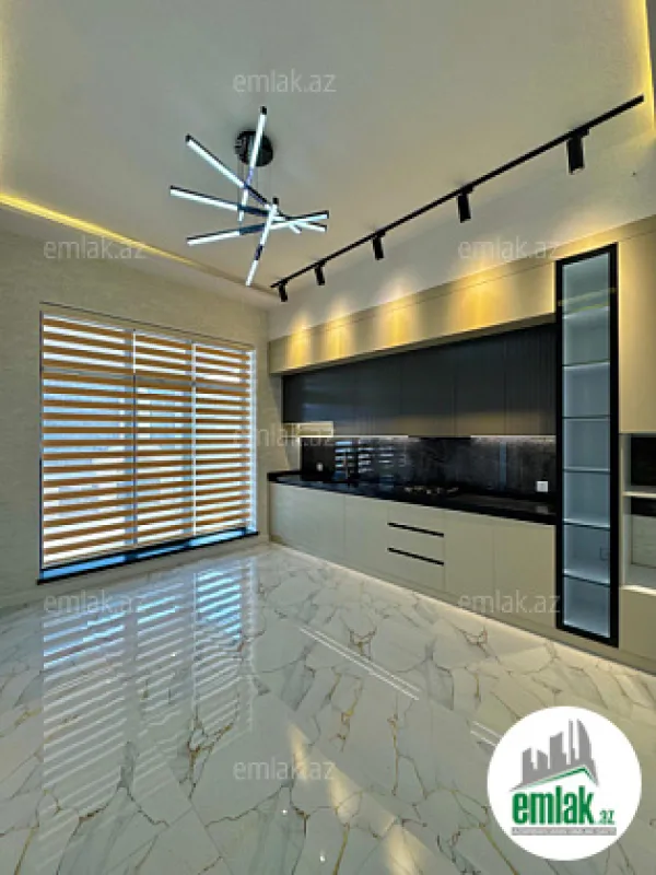 Satılır 5 otaqlı mənzil 200 m²