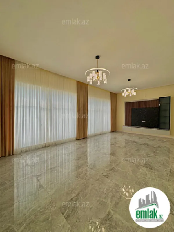 Satılır 5 otaqlı mənzil 220 m²