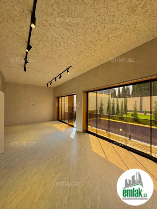 Satılır 5 otaqlı mənzil 220 m²