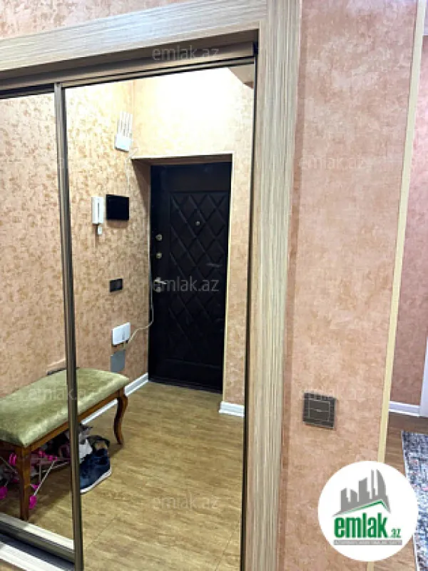 Satılır 3 otaqlı yeni tikili 135 m²