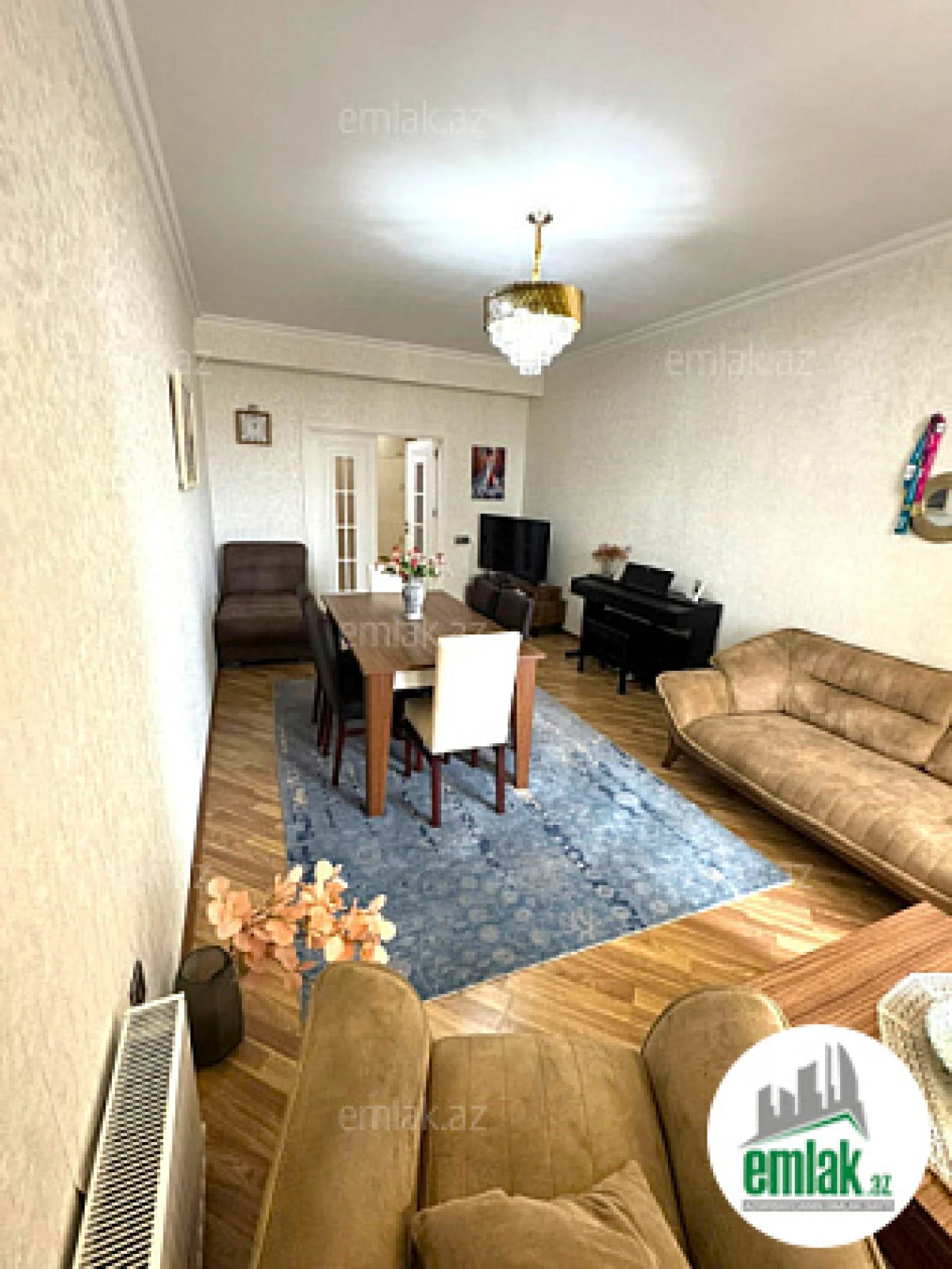 Satılır 3 otaqlı yeni tikili 135 m²