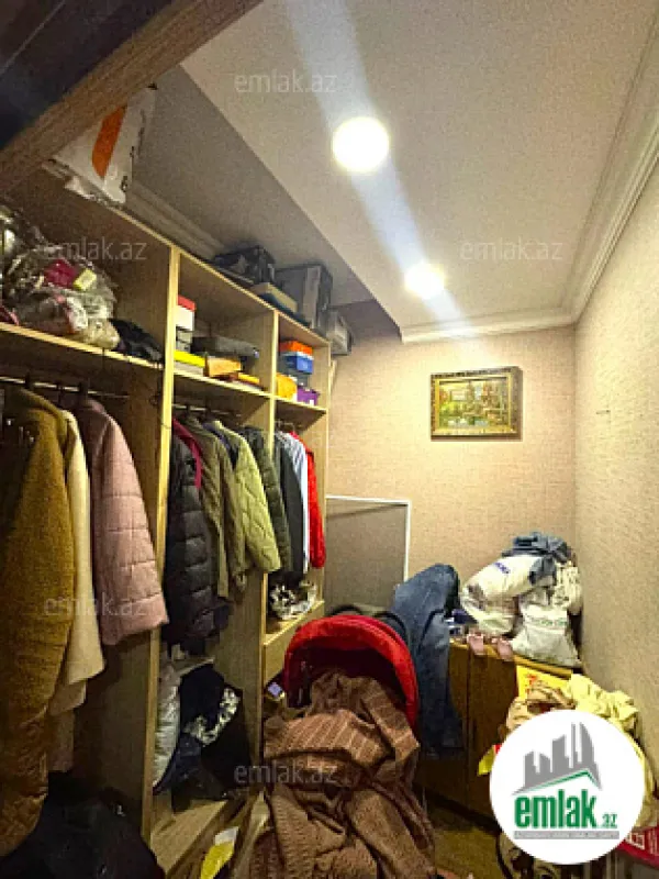 Satılır 3 otaqlı yeni tikili 135 m²