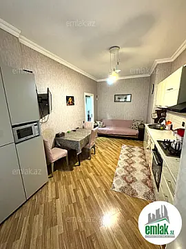 Satılır 3 otaqlı yeni tikili 135 m²