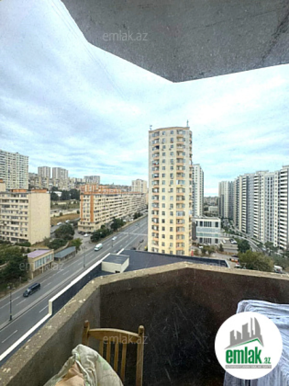 Satılır 3 otaqlı yeni tikili 135 m²