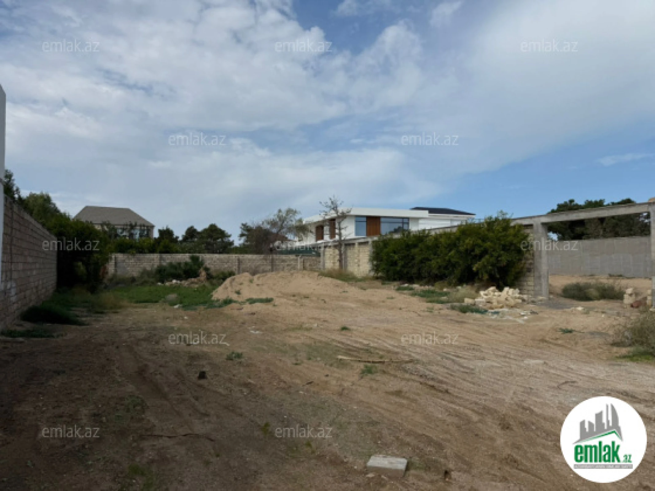 Satılır torpaq sahəsi 9 m²