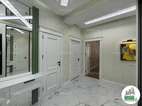 Satılır 3 otaqlı yeni tikili 130 m²