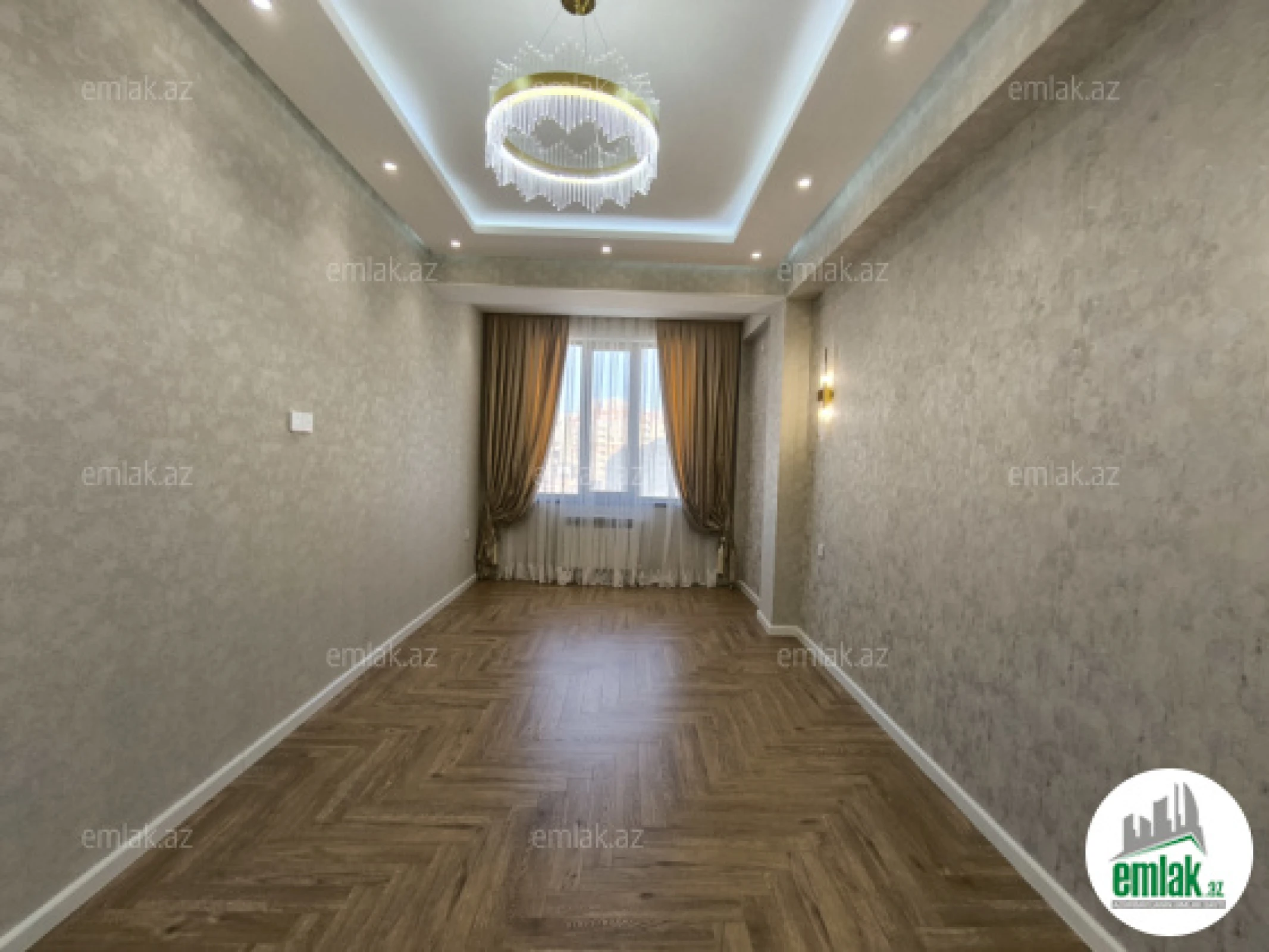 Satılır 3 otaqlı yeni tikili 130 m²