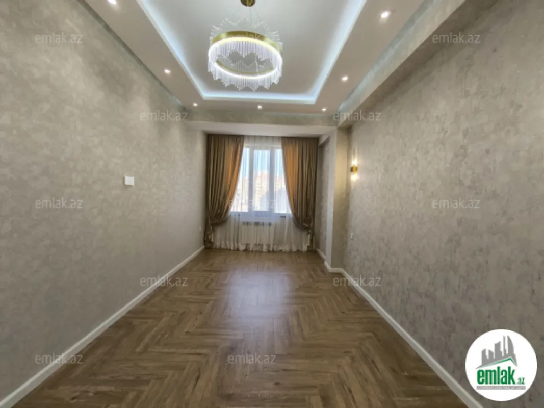 Satılır 3 otaqlı yeni tikili 130 m²