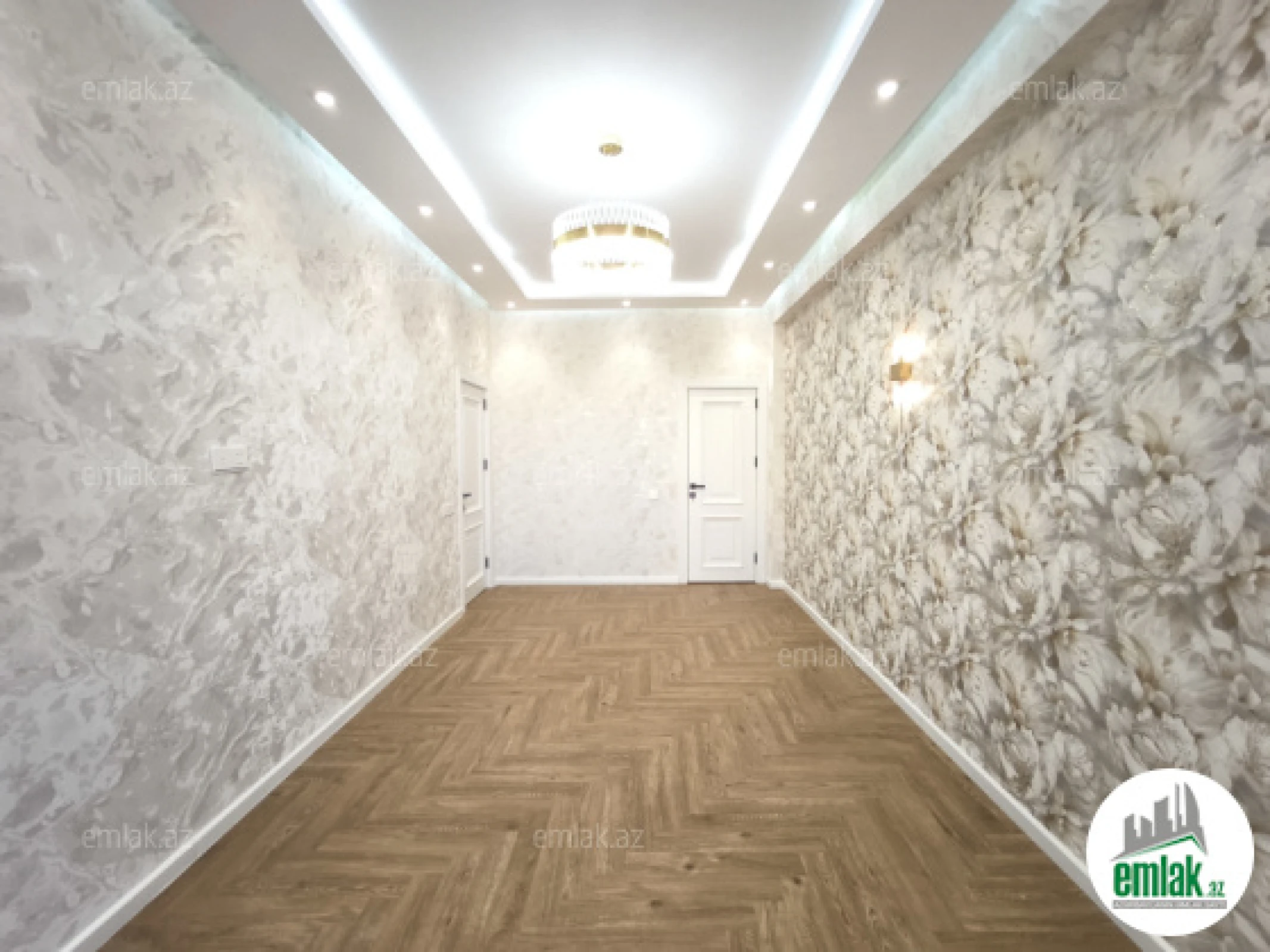 Satılır 3 otaqlı yeni tikili 130 m²